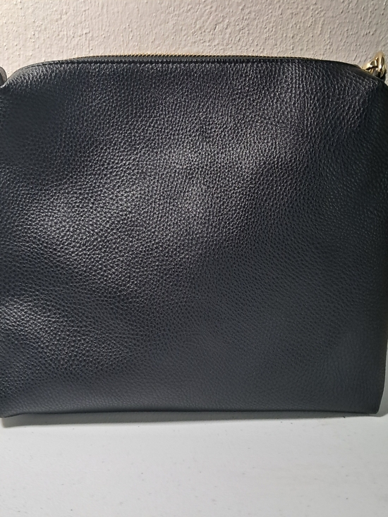 Steve Madden Handbags - Steve Madden Black Pebbled Leather Crossbody with Gold Hardware
